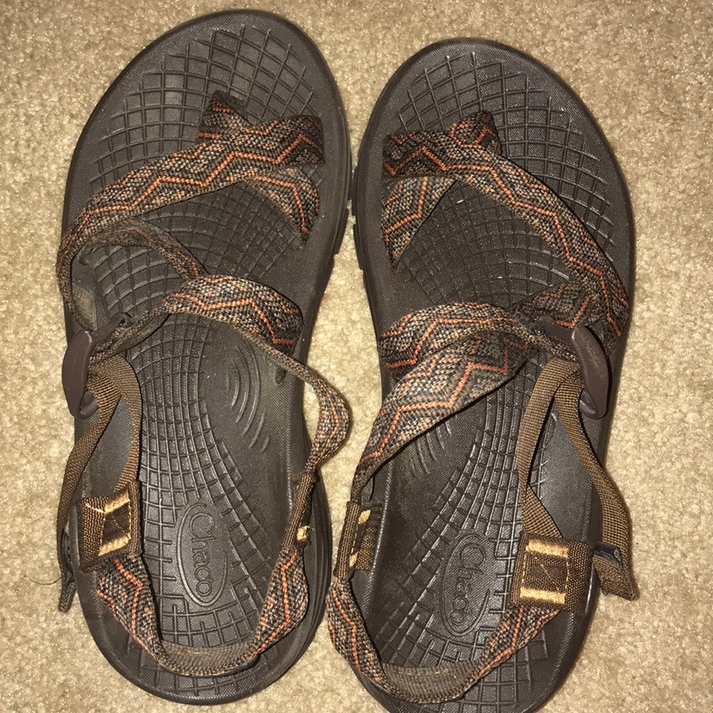 Fall colored chacos, barley worn!!